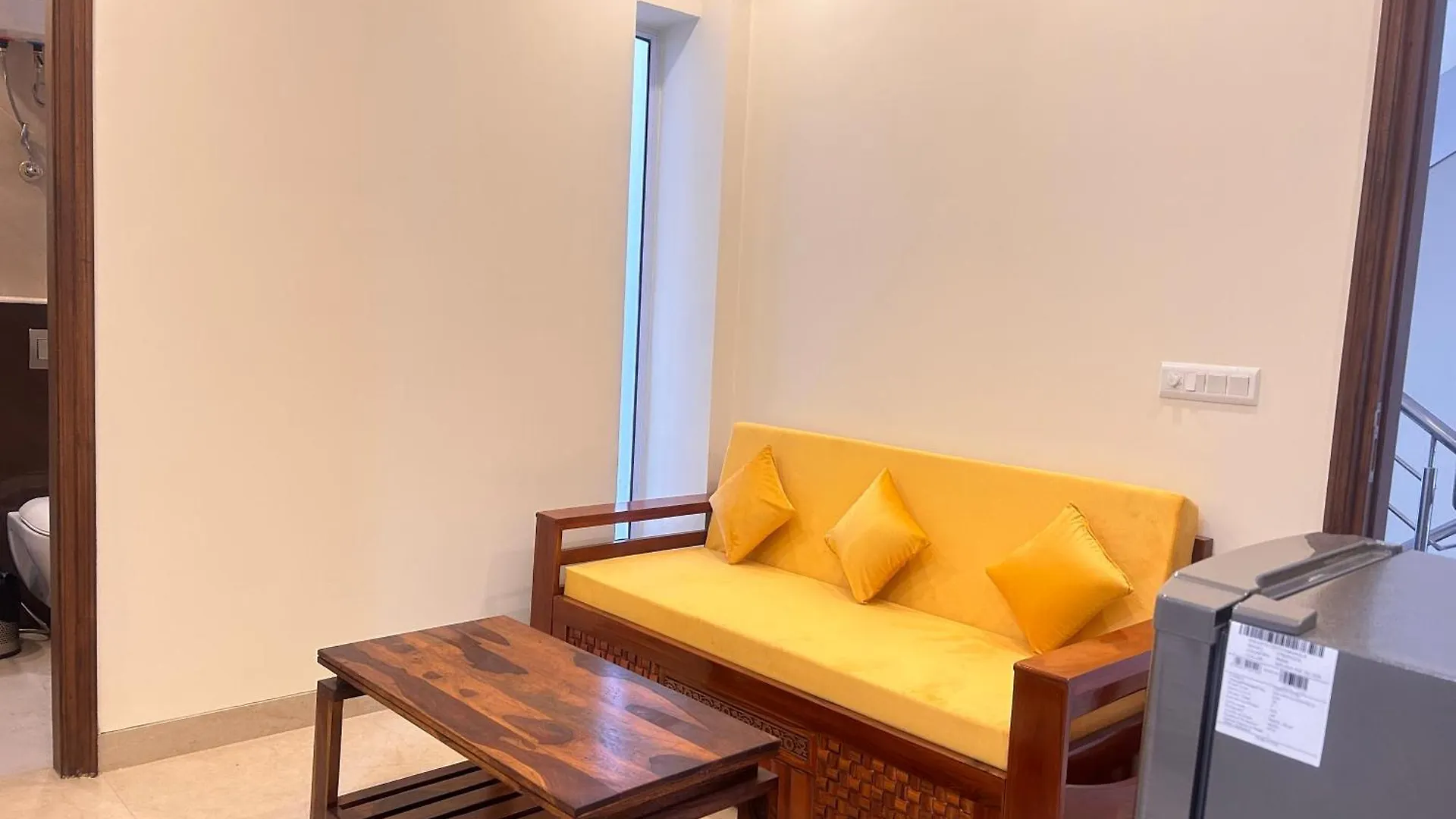 Hotel Lime Tree Service Apartment - Medanta Medicity, Gurgaon