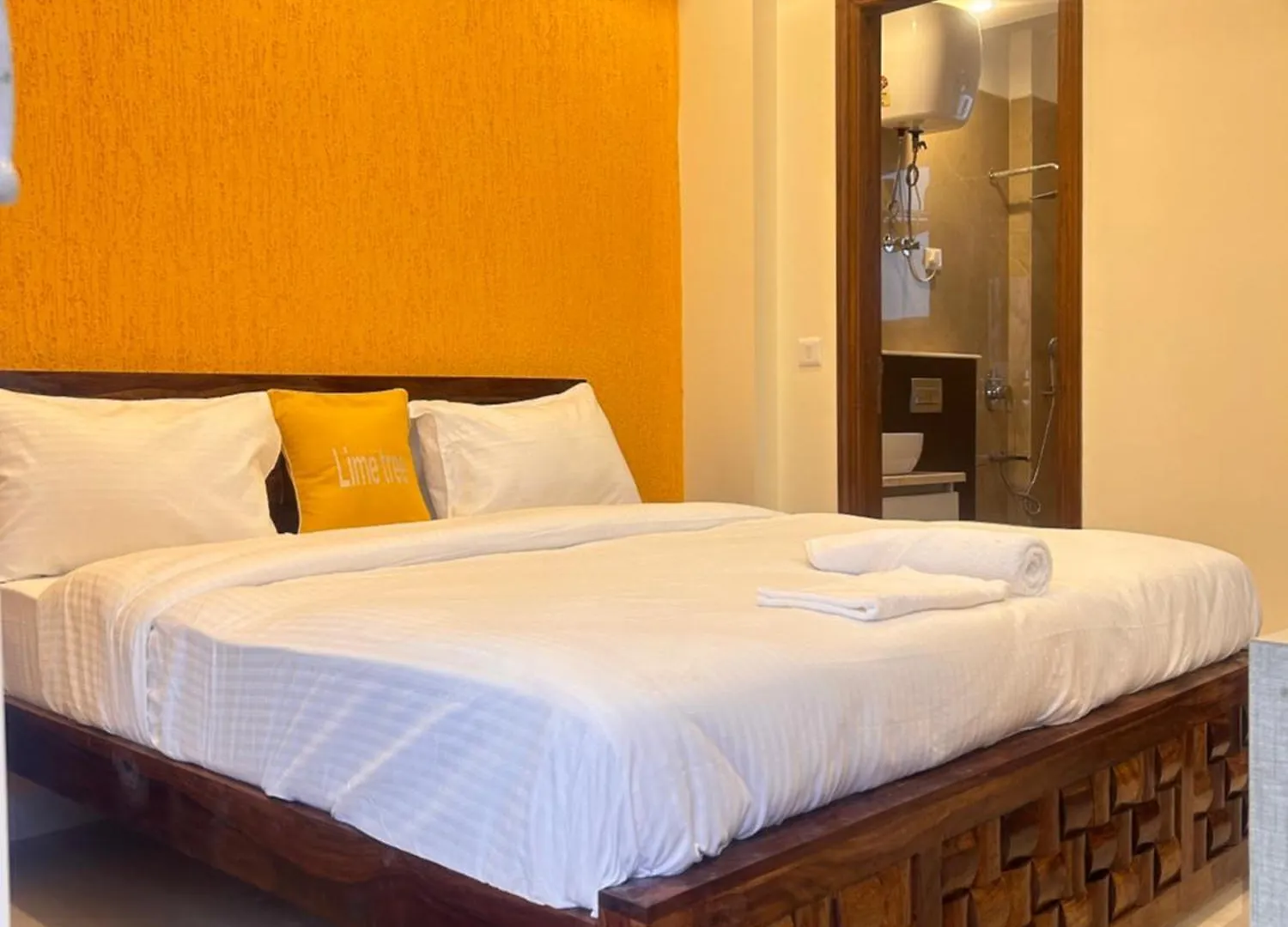 Lime Tree Service Apartment - Medanta Medicity, Gurgaon Indie